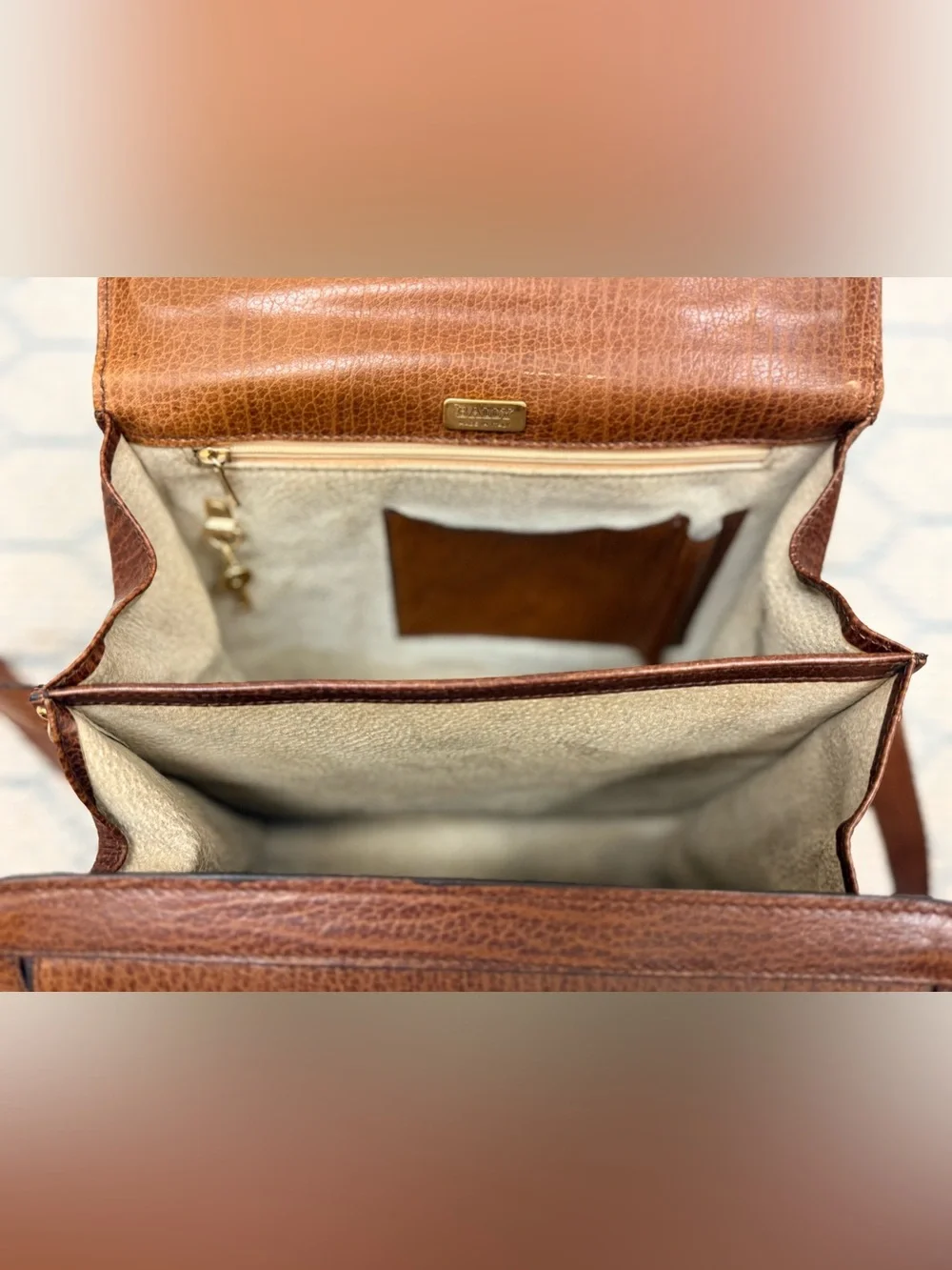 BALLY Vintage 90s Unisex Classic Brown Boar Leather 2-Way Top Handle W/ Org. Key - Picture 12 of 16